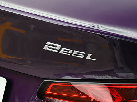 2026�� 225L M�˶���װ