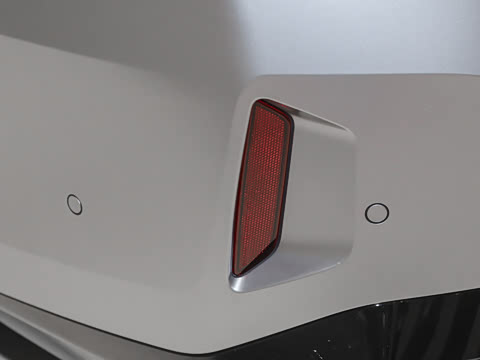 2026�� eDrive 40L M�˶���װ