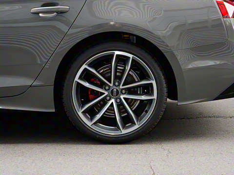 2025�� Sportback ��ذ� 40 TFSI quattro ����������