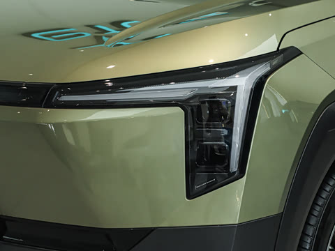 2025�� 401 Ultra