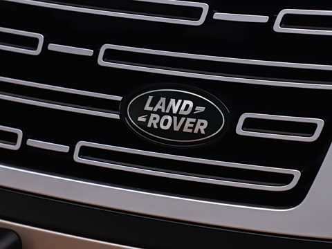 2026�� 3.0 L6 400PS AB�����