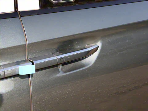 2026 DM-i 1.5T 218KM Խ