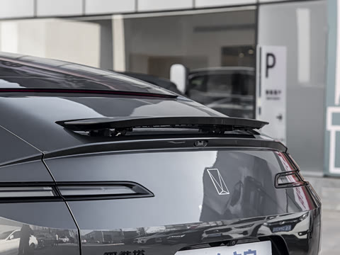 2026�� Ultra ���������