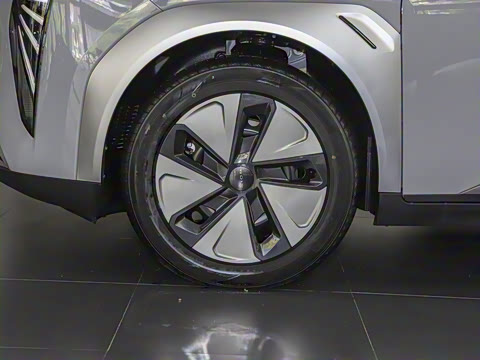 2025�� Plus 430 ������