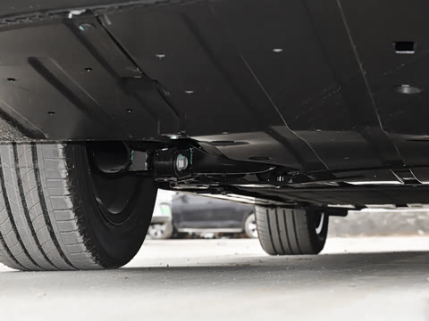 2027�� 605������