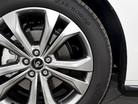 2027�� 2.5L ˫��������������