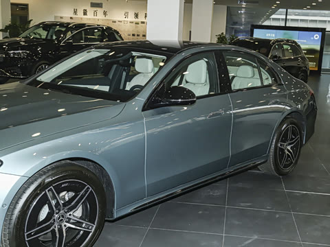 2026�� E 260 �˶���