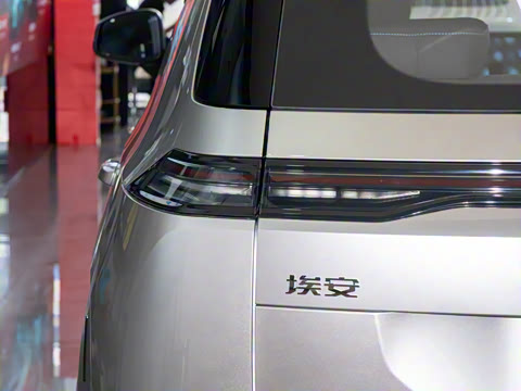 2025�� Plus 430 ������