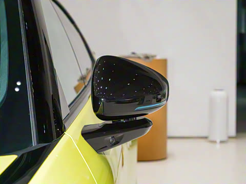 2025�� 702 ������ Ultra