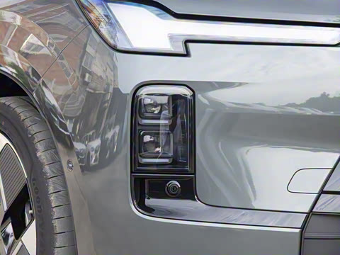 2026�� ������������Plus