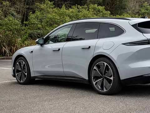 2026�� 100kWh Touring