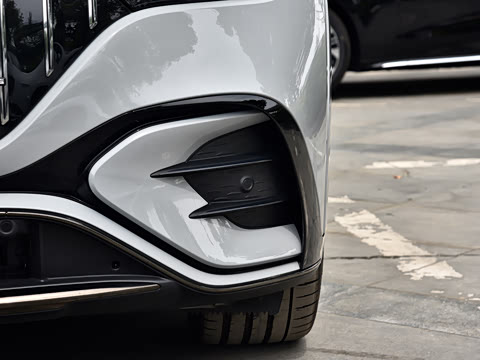 2024�� EQE 53 4MATIC+