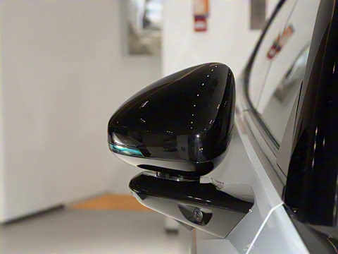 2025�� 702 ������ Ultra