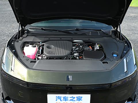 2025�� 240����Ultra�˶���