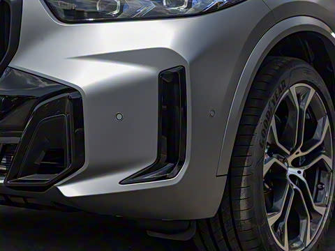 2025�� xDrive 40Li ������M�˶���ҹ��װ