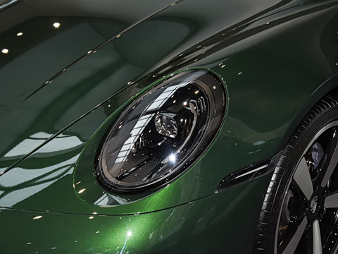 2026�� Carrera 3.0T