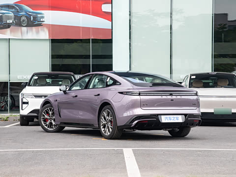 2027�� ���� 302 Max�����״��