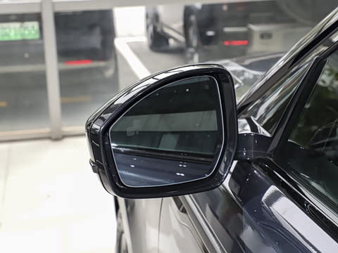 2026�� 250PS Dynamic SE