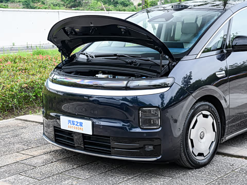 2026�� ���� 700�콢��
