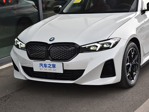 2026�� �Ŀ� eDrive 40 L ��ҹ��װ