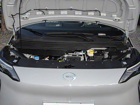 2025�� Plus 610 ������