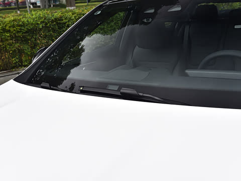 2026�� �Ŀ� C 260 L �ҹ�˶���