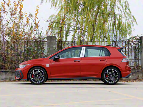 2026�� 380TSI DSG GTI