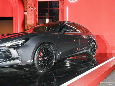 2026�� 2.0T Trophy+ �����Ǽݰ�