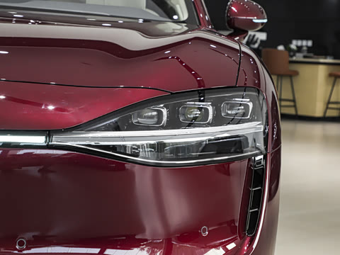 2026�� ���� Max ���� 100kWh (896�߼����״