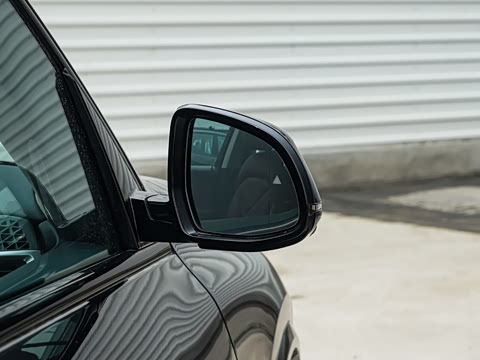 2026�� �Ŀ� xDrive 30Li ������M�˶���ҹ��װ