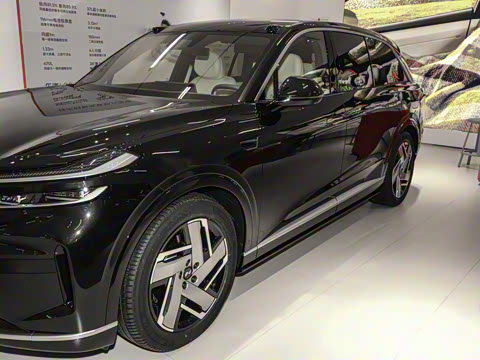 2025�� Ultra ������