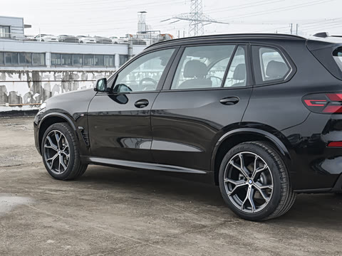 2026�� �Ŀ� xDrive 30Li ������M�˶���ҹ��װ