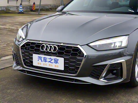 2025�� Coupe 40 TFSI ʱ�ж�����