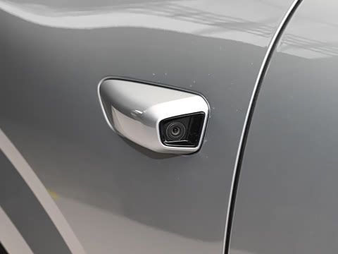 2026�� �ȷ�quattro��