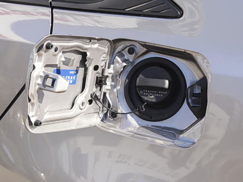 2026�� 1.8L ˫�� ��Ӣ��