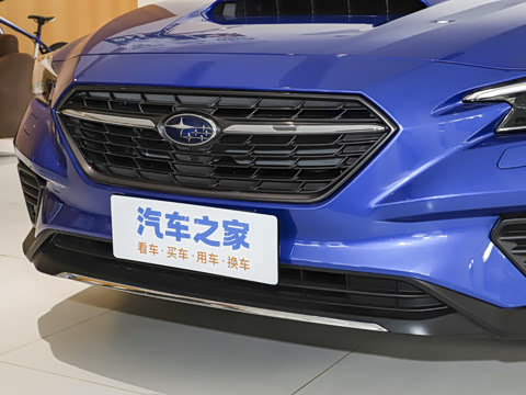 2025�� 2.4T CVT Wagon tS EyeSight