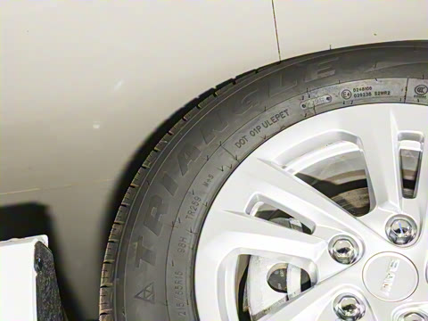 2025�� 2.0L �ֶ���������� 9��