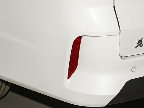 2025�� 2.0L �ֶ���������� 9��