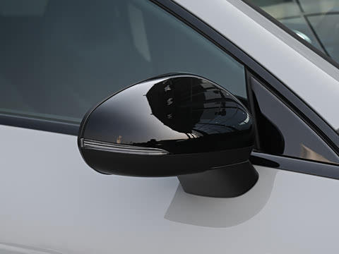 2026��  CLA 260 4MATIC ���ܳ� ��ذ�