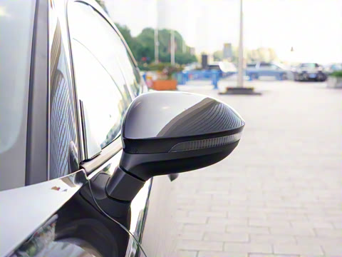 2026�� ���L 300TSI ��а�