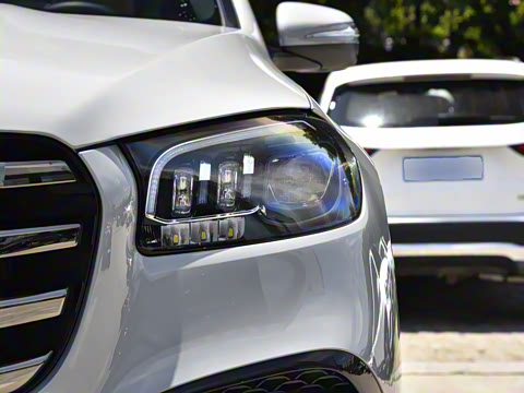 2025�� GLS 450 4MATIC ������