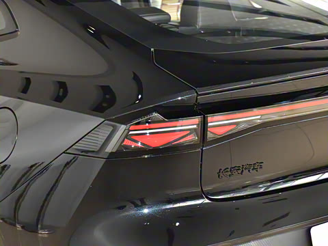 2025�� ������ 2.0T ������