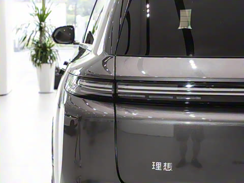 2025�� Pro ���ܻ��°�