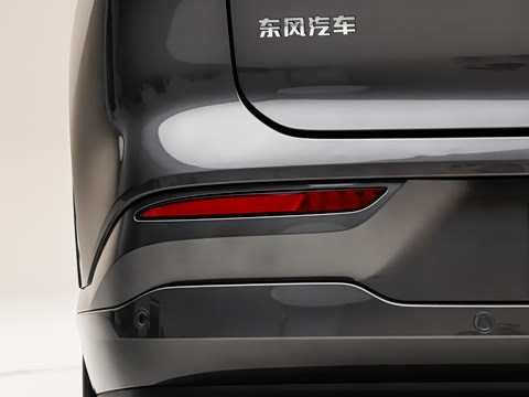 2027�� L8+ ������