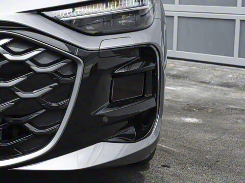 2026�� TFSI quattro 150kW �׷�������