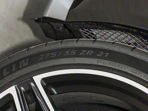 2024�� 4.0T V8 Coupe