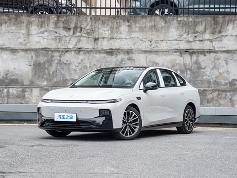 2027�� 590������