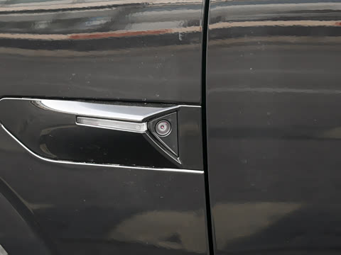 2025�� 240����Ultra H5