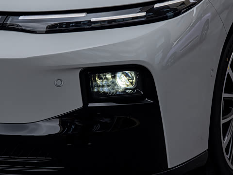 2027�� 590������
