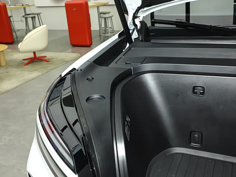 2025�� Max ������